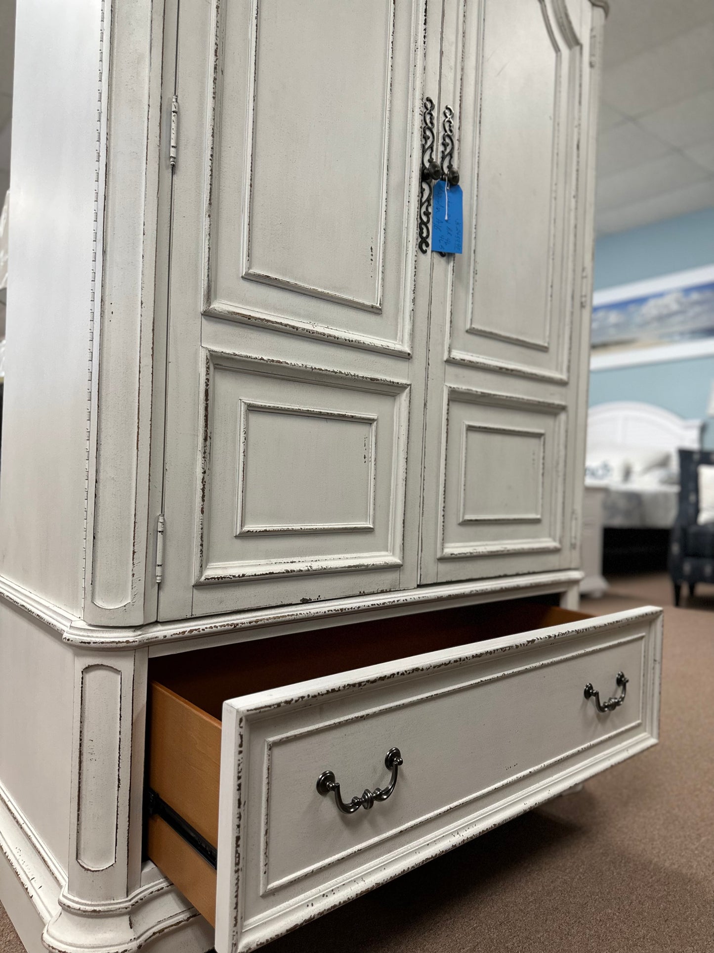 Magnolia Manor Armoire